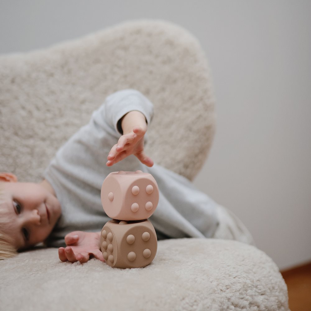2er-Set Würfel Press Toy 'Dried Thyme/Natural' - The Little One • Family.Concept.Store.